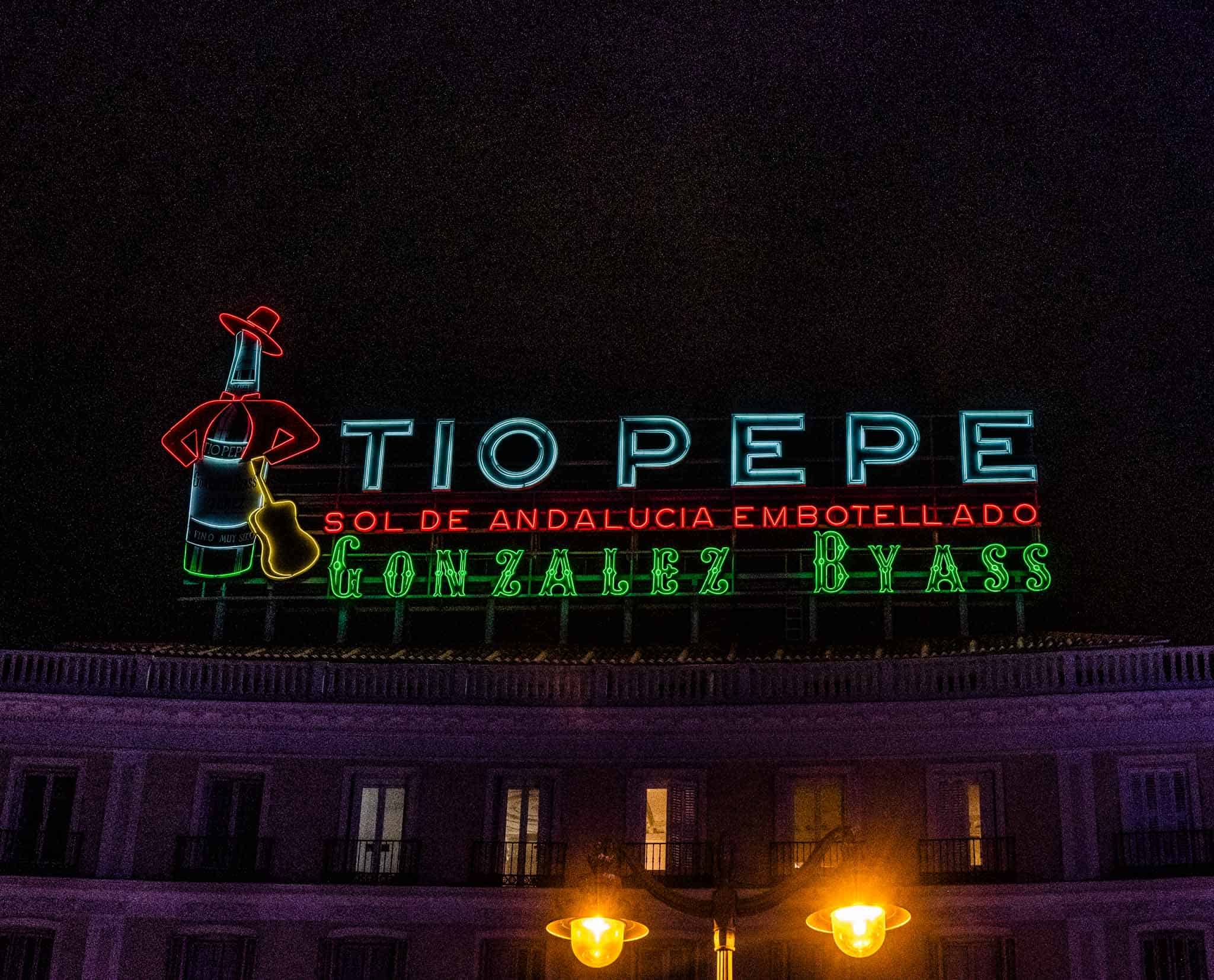 Tio Pepe sign in Sol at night